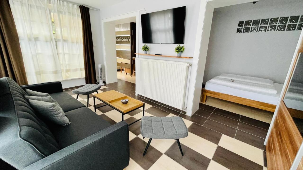 Nanis Hotel & Appartements Steinhude Exterior photo