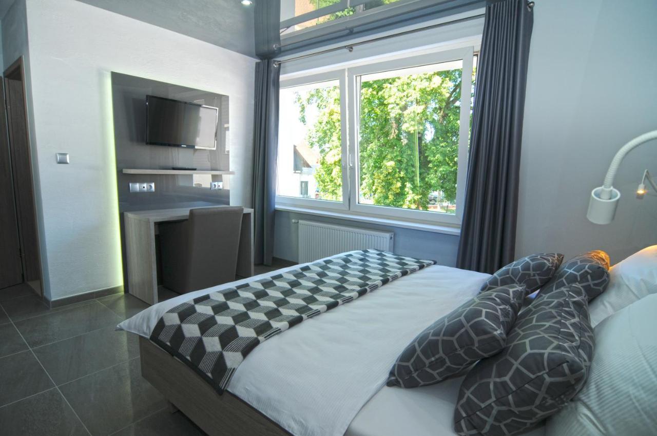 Nanis Hotel & Appartements Steinhude Exterior photo